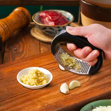 Stainless Steel Garlic Press Crusher Chopping Garlic Tool Garlic Ginger Masher Tools Manual Garlic Mincer Kitchen Accessories