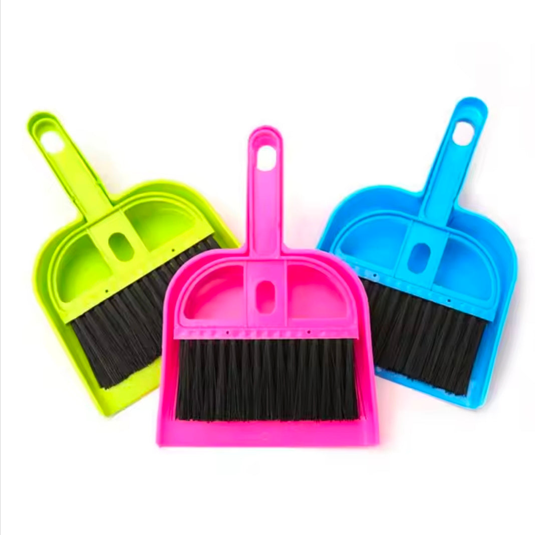 Mini Desktop Sweep Cleaning Brush Durable Keyboard Brush Desktop Sweep Two-Piece Set With Small Broom Dustpan Set