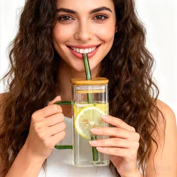 Square Glass Tumbler with Handle and Lid 380ml Transparent Coffee Cup portable Tea Milk Jar for Hot Cold Drinks Travel Water Cup