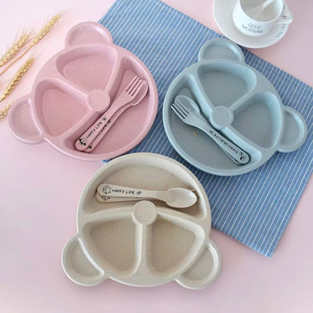 Cute bear compartment dinner plate, environmentally friendly wheat straw material, safe and anti-fall, with spoon and fork