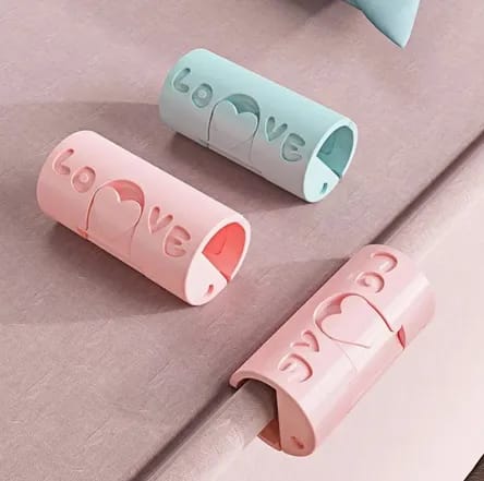 Invisible Need-free Bed Sheet Holder Quit Cover Non-Slip Mattress Sheet Buckle Bed pegs Clamp Fastener Gripper (pack of 10)