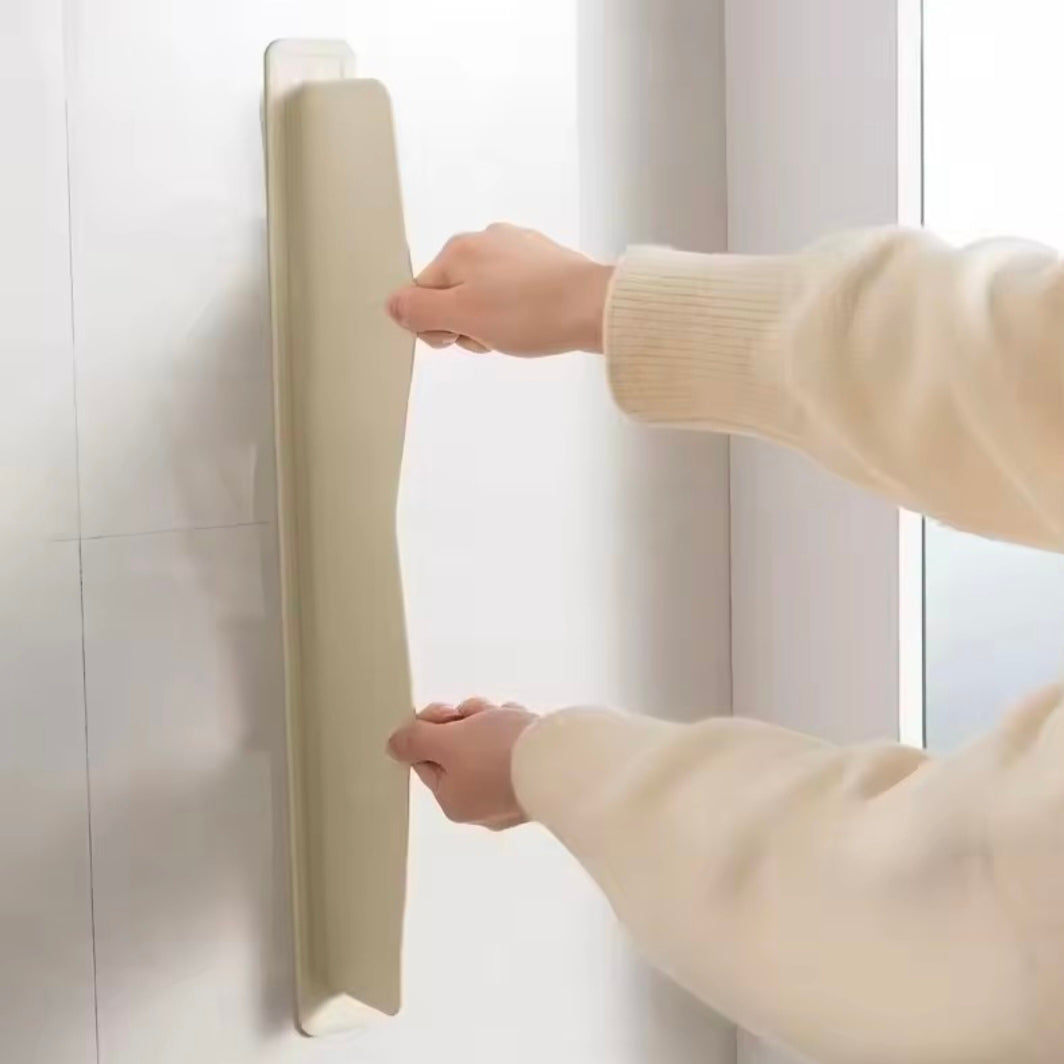 1pcs Silicone Kitchen Sink Water Splash Guard Washing Basin Anti-splash Stopper Waterproof Splatter Screen Bar Anti-water Board